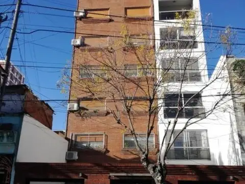Juan Bautista Palaá e/ España y Berutti,