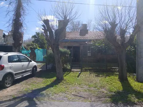 CASA EN VENTA GONNET