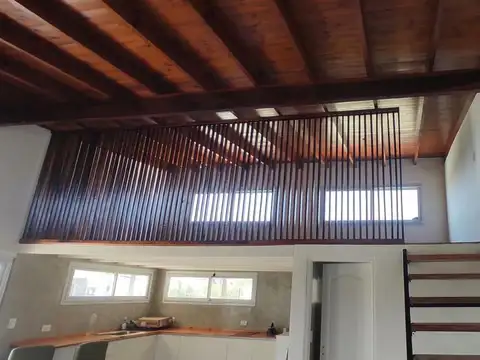 Casa 2 ambientes con 1 baño