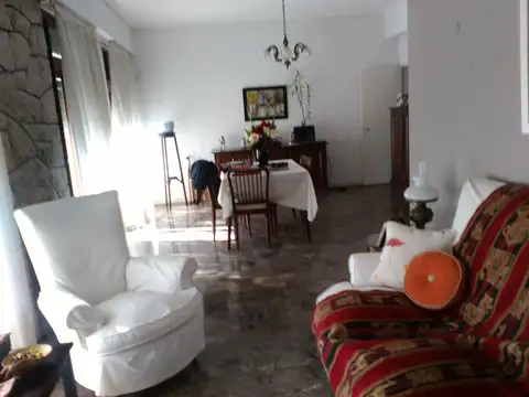 Casa en Venta en Quilmes Oeste, USD 130.000