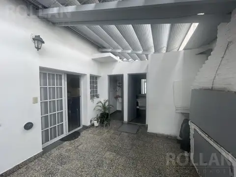 Depto Tipo Casa en Venta en Munro-Este, USD 190.000