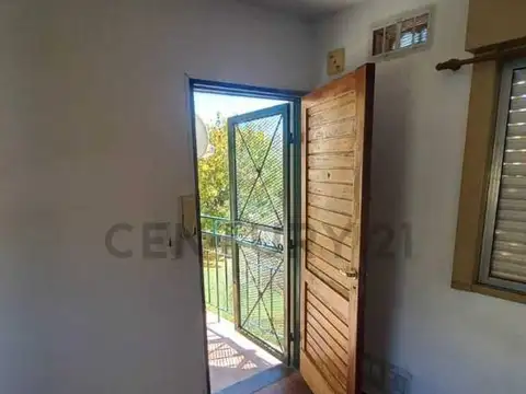 Bartolome Hidalgo 600, Piso 2