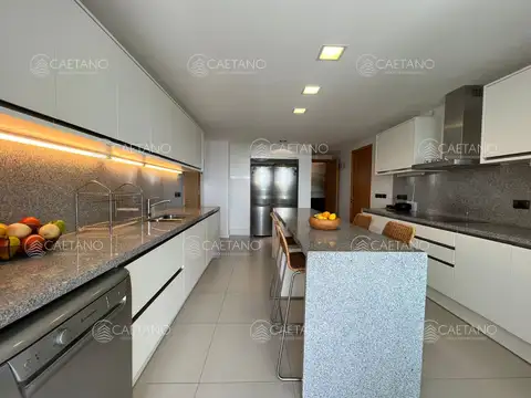 Departamento en Alquiler Temporal de 5 ambientes