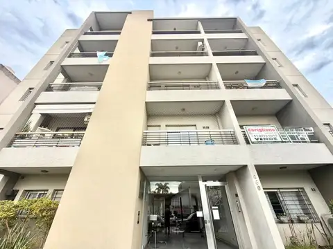 Departamento 2 ambientes en excelente ubicación.