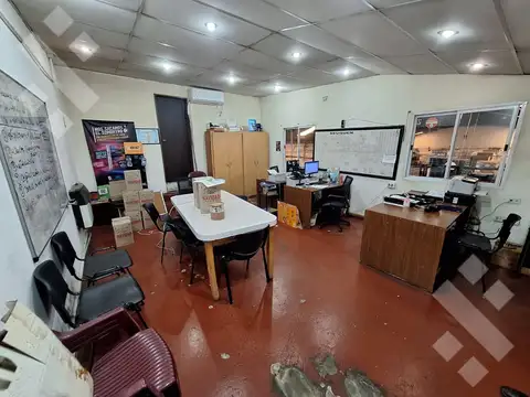 En Alquiler, Predio Comercial con galpón, oficinas y deposito, Neuquén Capital
