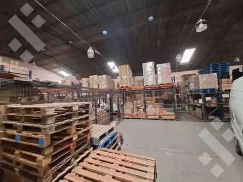 En Venta, Predio Comercial con galpón, oficinas y deposito, Neuquén Capital