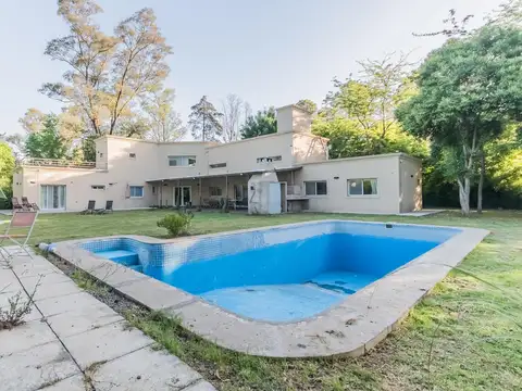Casa en Alquiler Temporal en La Bota, USD 3.200