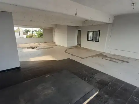 Local en Alquiler en Rafael Castillo, USD 800.000