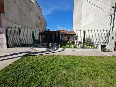 Monseñor Lopez May al 1700