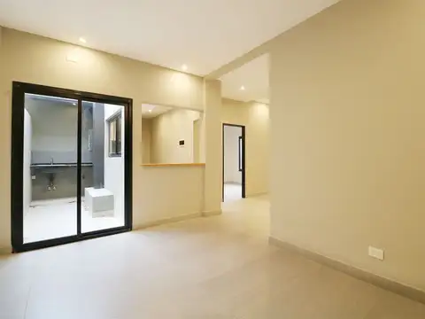 VENTA PH 2 AMB C/PATIO, TERRAZA COMÚN MONTE CASTRO