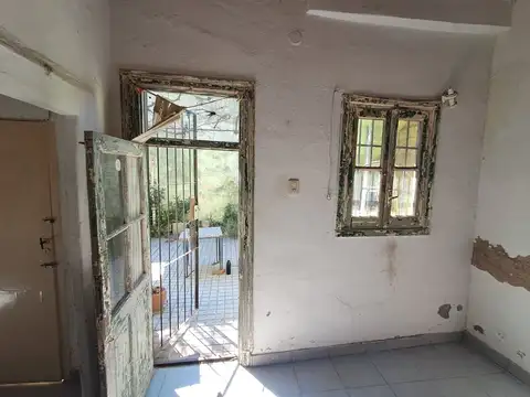 Depto Tipo Casa en Venta en Villa Lynch, USD 29.000