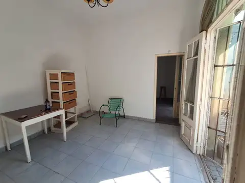Depto Tipo Casa en Venta 49 años