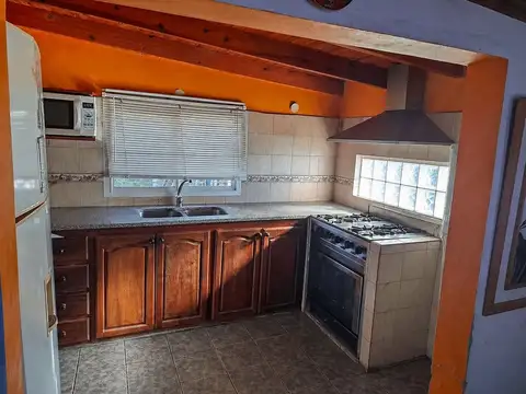 CASA EN VENTA VILLA CASTELLS 2 DORMITORIOS