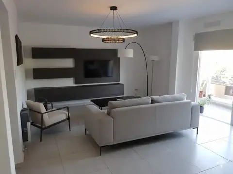 Departamento en Alquiler de 3 ambientes