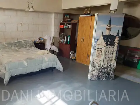 Local / Vivienda en Villa Pueyrredon