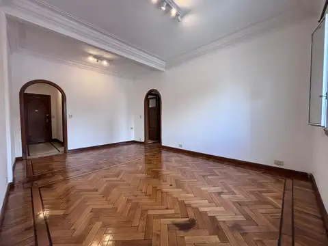 Avenida Raúl Scalabrini Ortiz 2300, Piso 5