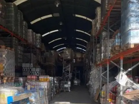 Galpon en Alquiler en Azcuenaga, $ 2.500.000