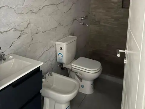 Depto Tipo Casa 2 ambientes con 1 baño