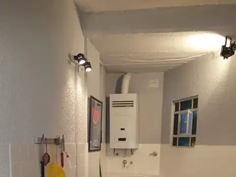 Barrio Histórico-PH Estilo Loft  de 2 ambientes en Balcarce 868 – Arquitectura premiada