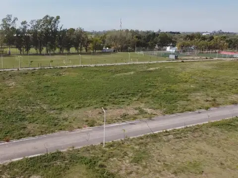 Terreno en Venta 25  mts Fondo