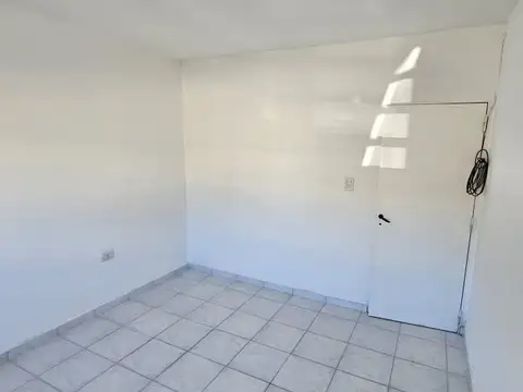 Casa en Venta con 10 cocheras