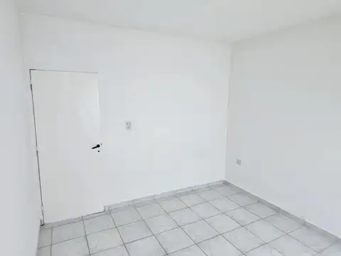 Casa en Venta con 10 cocheras