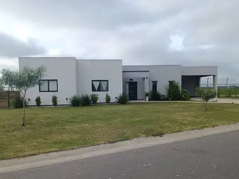Casa en Venta al Noroeste