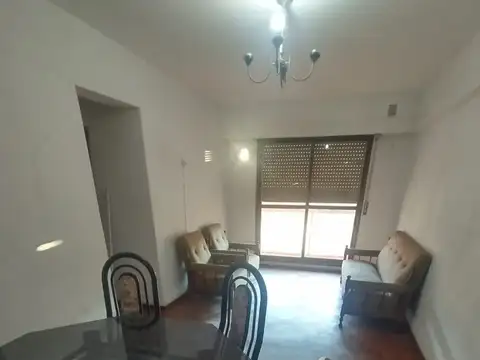 DEPARTAMENTO AMUEBLADO DE DOS DORMITORIOS CON COCHERA