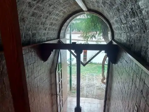 CASA EN OLEGARIO ANDRADE - QUINTA SECCION