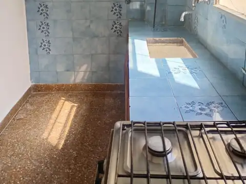 Departamento en Alquiler en Pompeya, $ 750.000