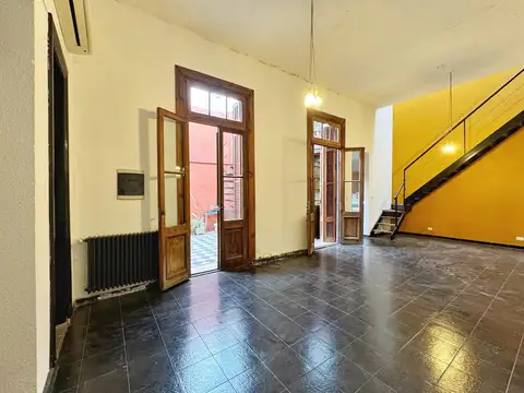 Depto Tipo Casa en Venta en Caballito, USD 235.000