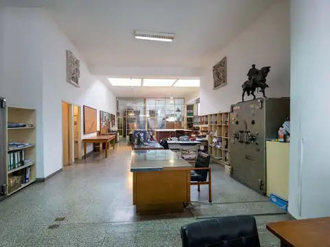 Avenida Libertador Brig. General Lavalleja 1500