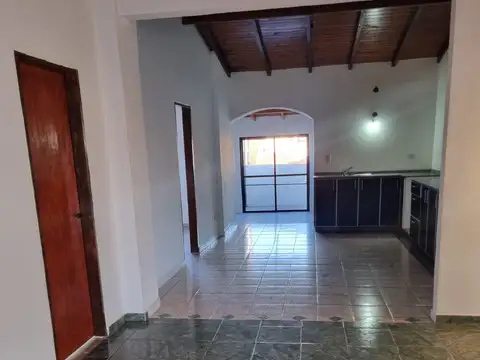 Casa en Alquiler de 3 dormitorios