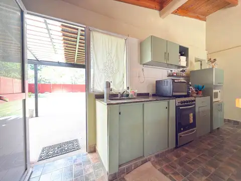 Casa 3 ambientes con 2 baños