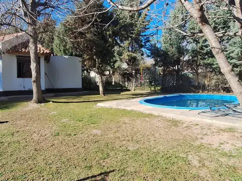 Casa en Venta con 4 cocheras
