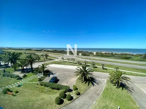 Venta Apartamento 3 dormitorios en zona San Rafael frente al mar