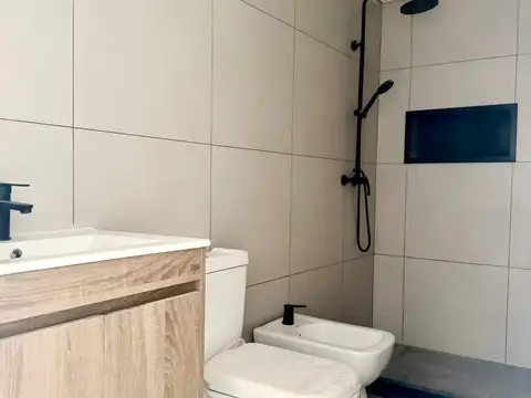 Venta Parque Rodo apartamento 2 dorm c parrillero