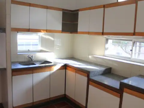 Casa en Alquiler 101 años