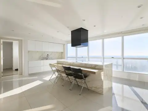 Departamento 6 ambientes con 4 baños