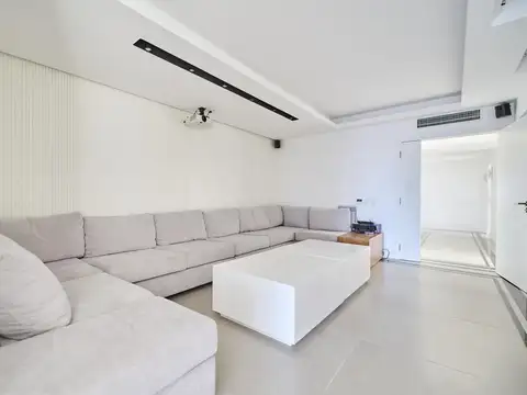 Departamento en Venta con 2 cocheras