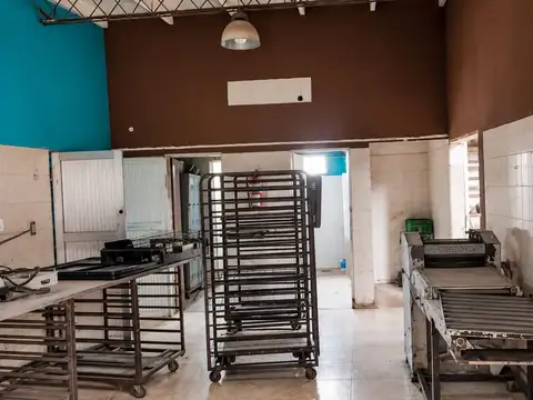 Local en Venta 25 años