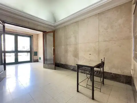 VENTA OFICINA MONSERRAT