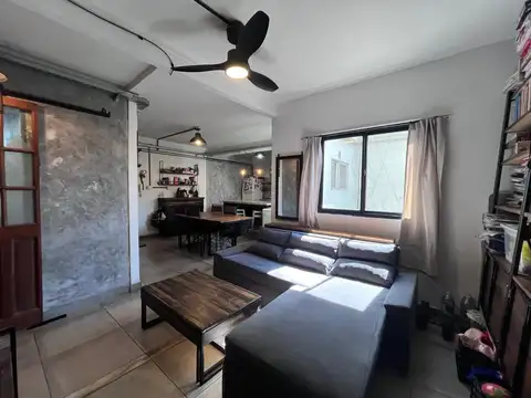 Avenida Hipólito Yrigoyen 2300