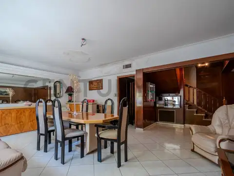 San Lorenzo 3300, Piso 0
