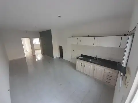 Casa en Venta en Chilavert, USD 140.000