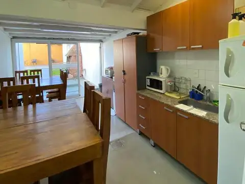 OFICINAS CON JARDIN GARAGE 2 AUTOS PROXIMO CABA ESTACION TREN PANAMERC