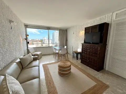 Avenida Juan Gorlero 100