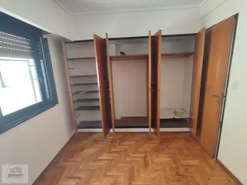 Departamento en Alquiler en Flores, $ 950.000