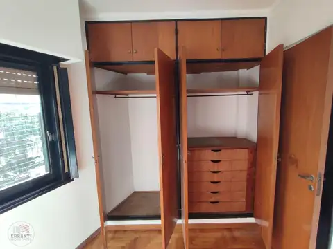Departamento en Alquiler con 1 cocheras