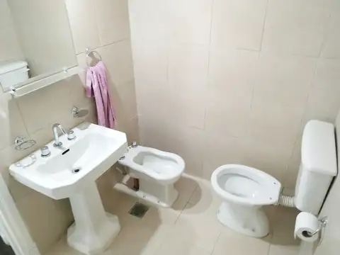 Depto Tipo Casa en Alquiler 45 años